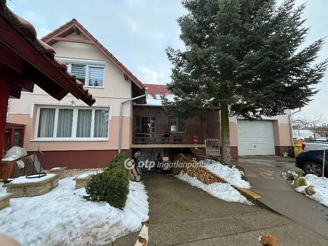 Eladó ház Nyíregyháza 210 nm