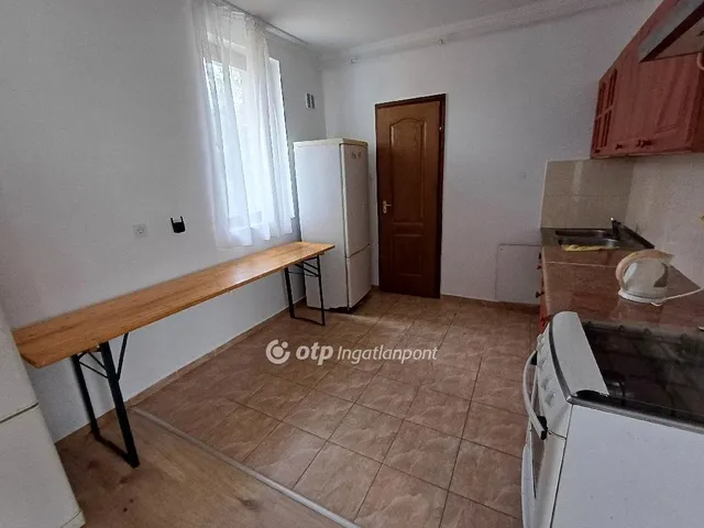 Kiadó ház Nyíregyháza 250 nm