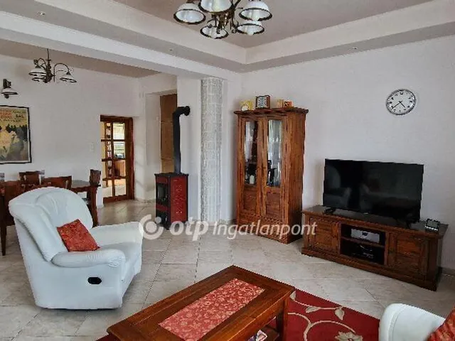 Eladó ház Nyíregyháza, Sóstóhegy 251 nm