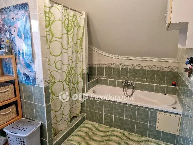 Eladó ház Nyíregyháza, Sóstóhegy 251 nm