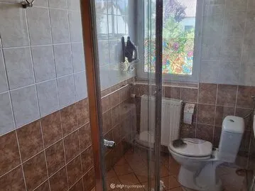 Eladó ház Nyíregyháza, Sóstóhegy 251 nm