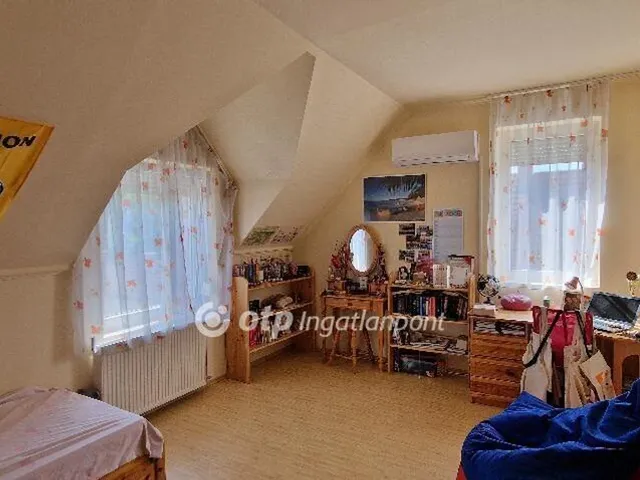 Eladó ház Nyíregyháza, Sóstóhegy 251 nm