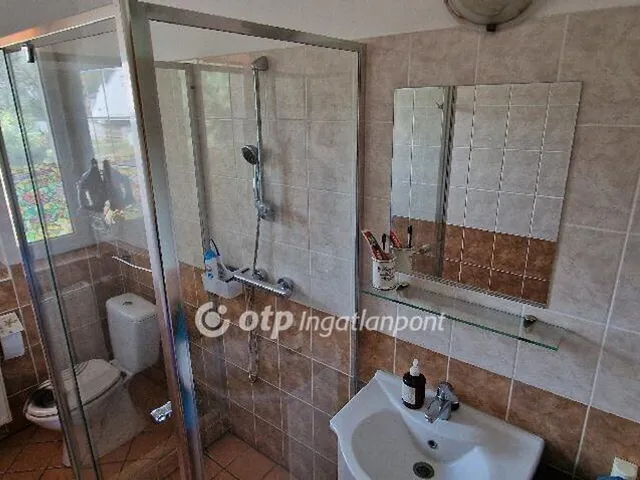 Eladó ház Nyíregyháza, Sóstóhegy 251 nm