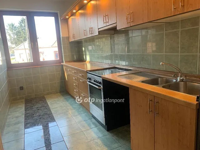 Eladó ház Tiszavasvári 130 nm