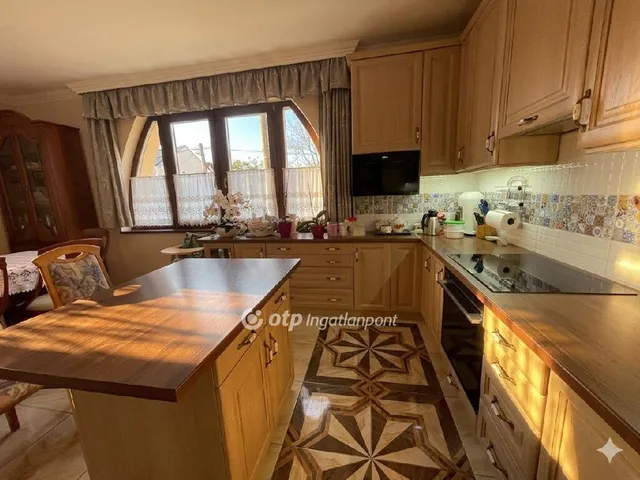 Eladó ház Nyíregyháza 220 nm