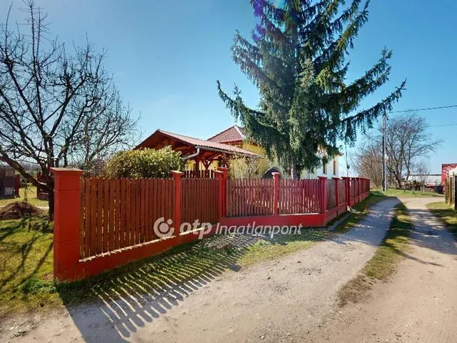 Eladó ház Nyírbátor 140 nm