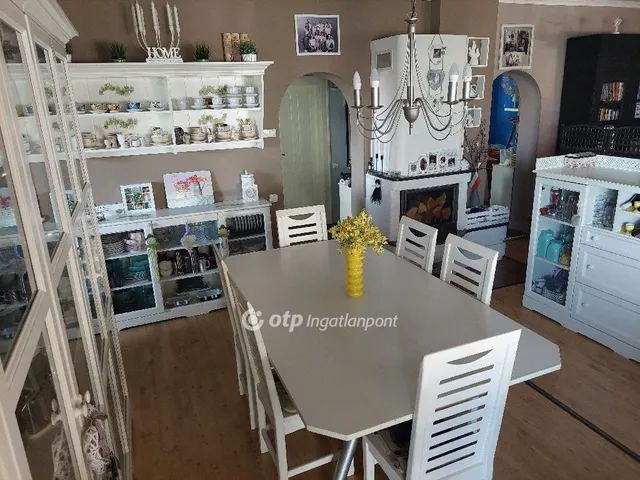 Eladó ház Nyíregyháza 180 nm