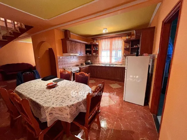 Eladó ház Nyíregyháza 260 nm