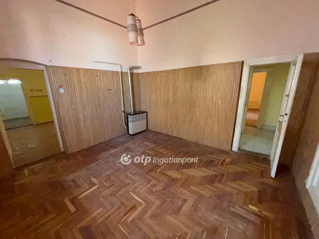 Eladó lakás Kisvárda 215 nm