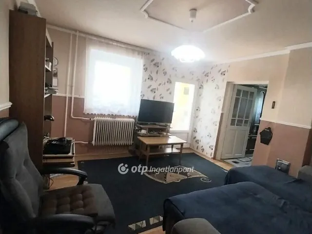Eladó ház Apagy 94 nm
