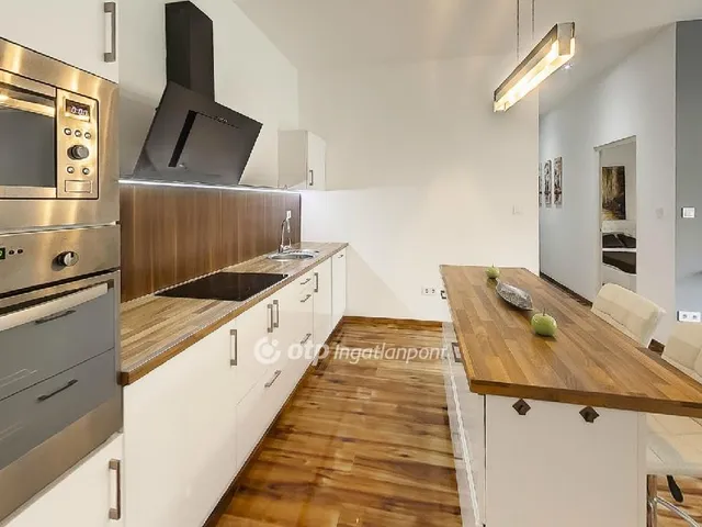 Eladó lakás Budapest V. kerület 57 nm