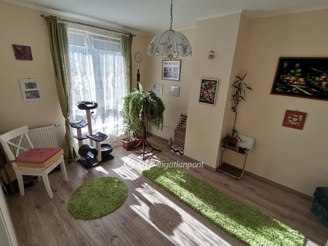 Eladó lakás Budapest XIV. kerület 93 nm