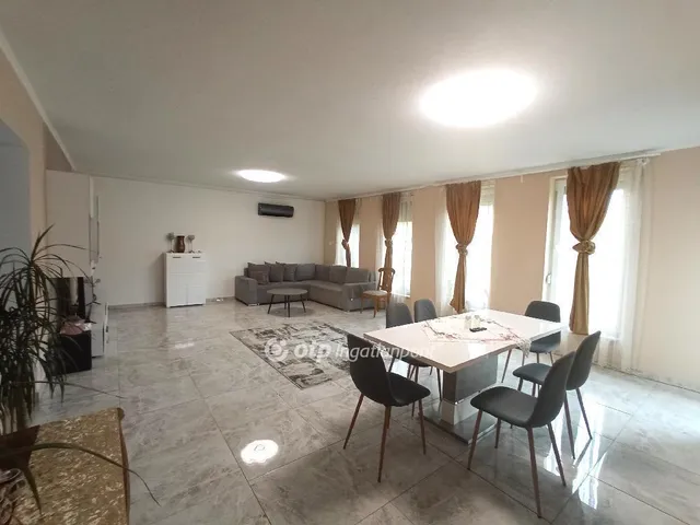 Eladó ház Érd, Bécsi hegy 125 nm