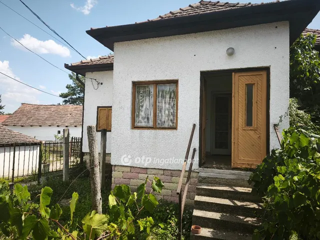 Eladó ház Szigetmonostor 79 nm