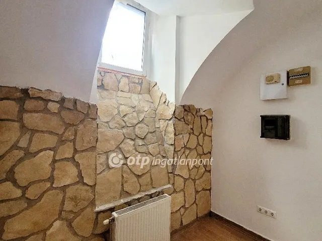 Eladó lakás Budapest VI. kerület 45 nm