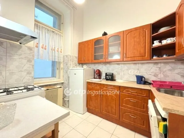 Eladó lakás Budapest VIII. kerület 65 nm