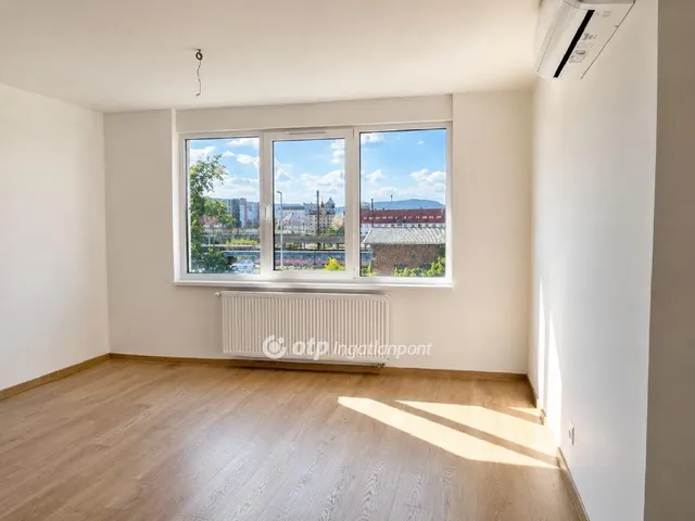 Eladó lakás Budapest VI. kerület 79 nm