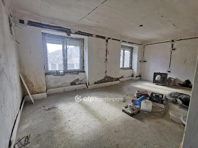 Eladó ház Kölesd 142 nm