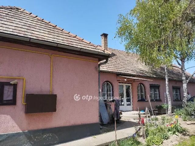 Eladó ház Szekszárd 110 nm