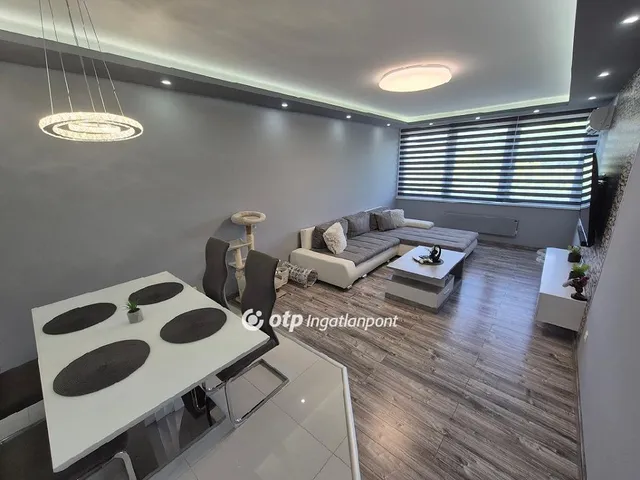 Eladó lakás Szekszárd 73 nm