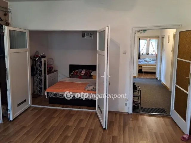 Eladó lakás Szekszárd 87 nm