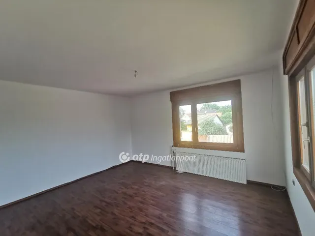 Eladó ház Baja 219 nm