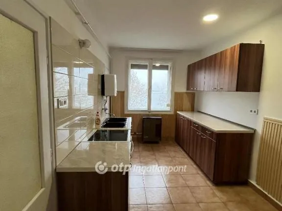 Eladó lakás Szekszárd 57 nm