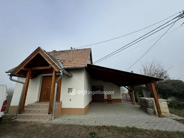 Eladó mezőgazdasági ingatlan Szekszárd 66 nm