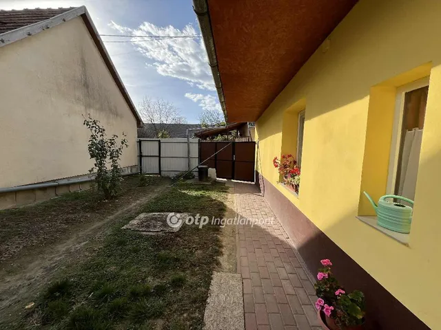 Eladó ház Tolna 70 nm