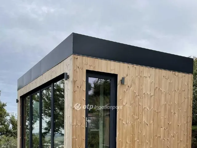 Eladó üdülő és hétvégi ház Szekszárd 24 nm