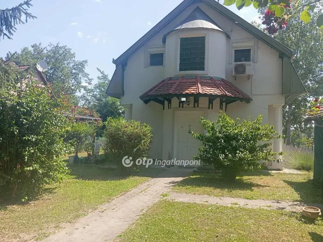 Eladó üdülő és hétvégi ház Bogyiszló 105 nm