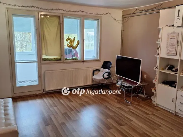 Eladó lakás Szekszárd 87 nm