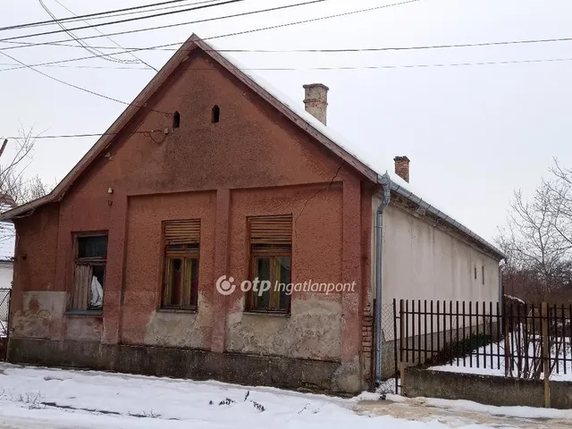 Eladó ház Dombóvár 115 nm