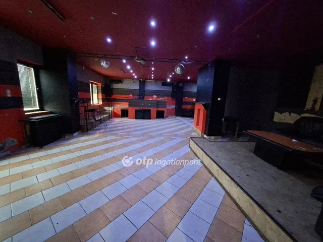 Eladó ház Bácsbokod 208 nm