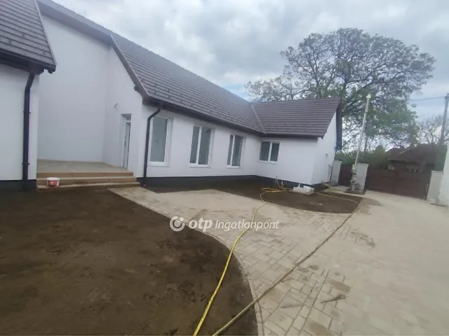 Eladó ház Szekszárd 95 nm