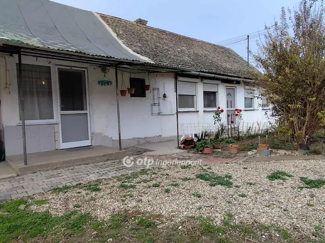 Eladó ház Sióagárd 96 nm