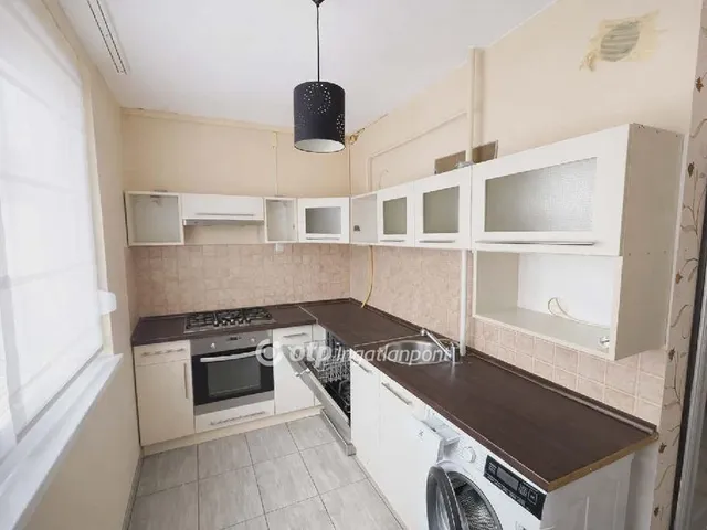 Eladó lakás Baja 78 nm