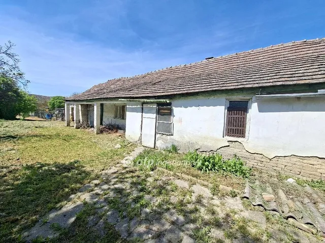 Eladó ház Szeremle 48 nm
