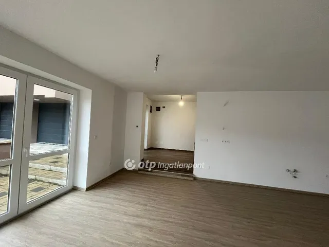 Eladó lakás Szekszárd 147 nm