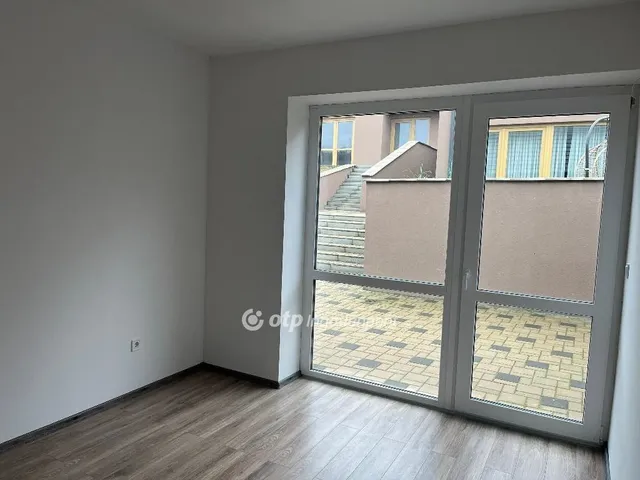 Eladó lakás Szekszárd 147 nm