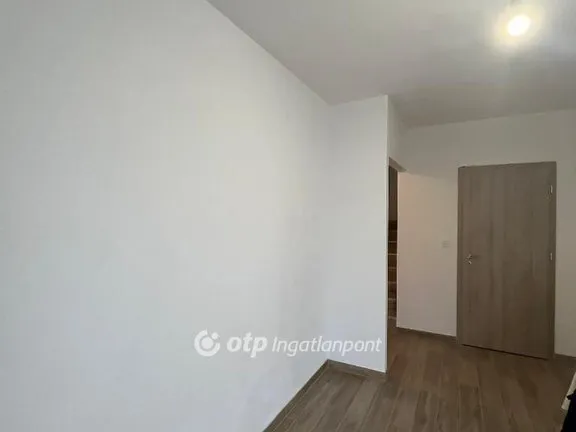 Eladó lakás Szekszárd 147 nm