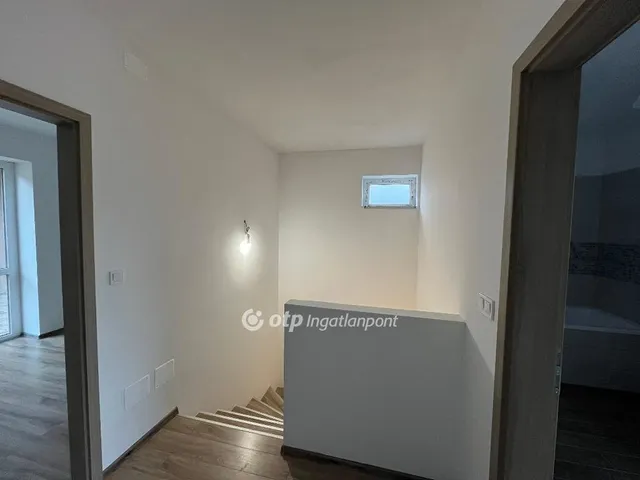 Eladó lakás Szekszárd 147 nm