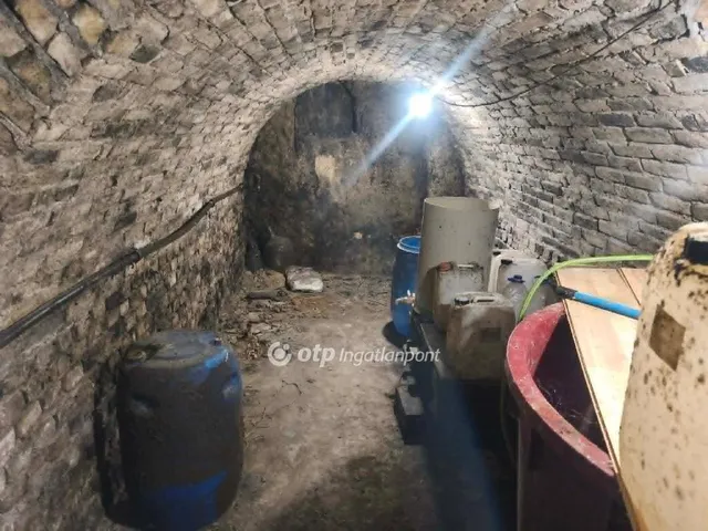 Eladó mezőgazdasági ingatlan Szekszárd 68 nm