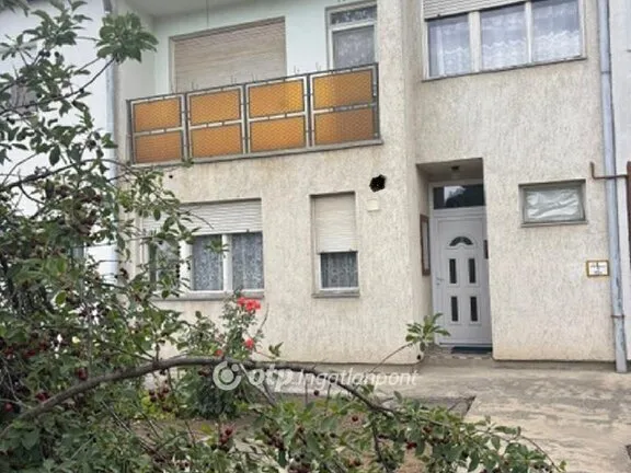 Eladó ház Bátaszék 101 nm