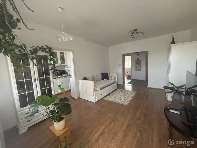 Eladó lakás Veszprém, Bakonyalja 67 nm