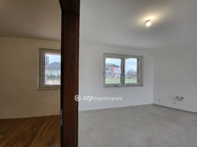Eladó lakás Szántód 72 nm