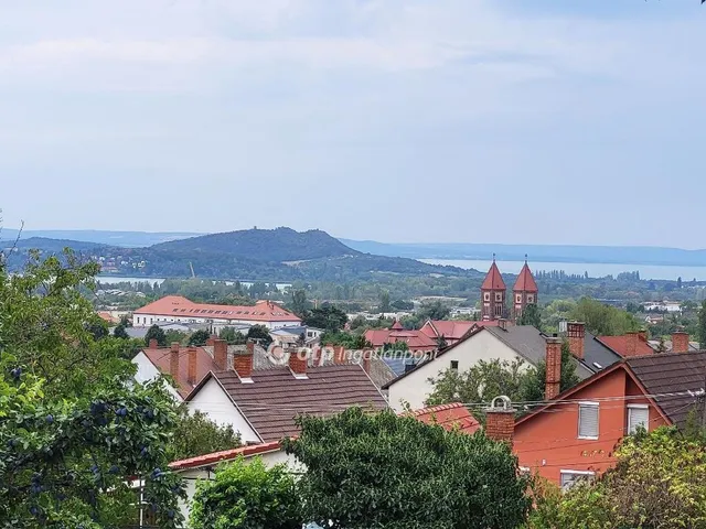 Eladó telek Balatonfüred 751 nm