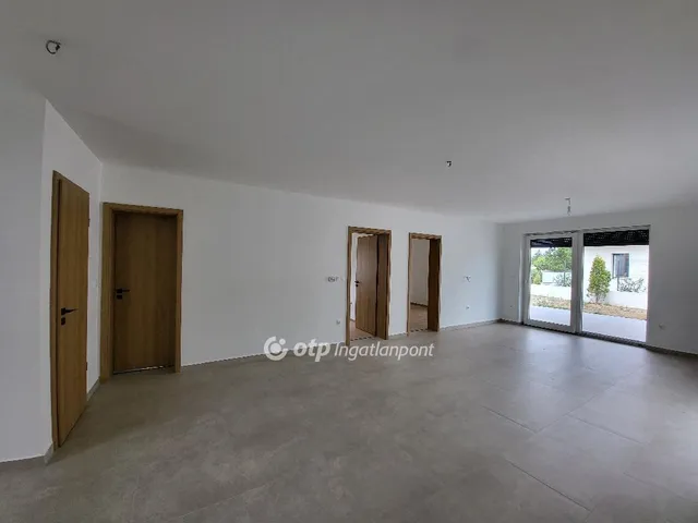 Eladó lakás Siófok, Fokihegy 91 nm