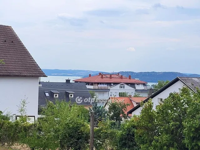 Eladó telek Balatonfüred 1147 nm