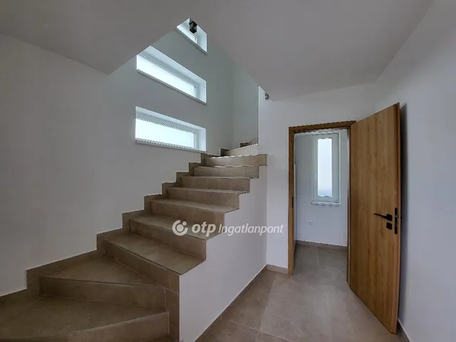 Eladó lakás Siófok, Fokihegy 102 nm